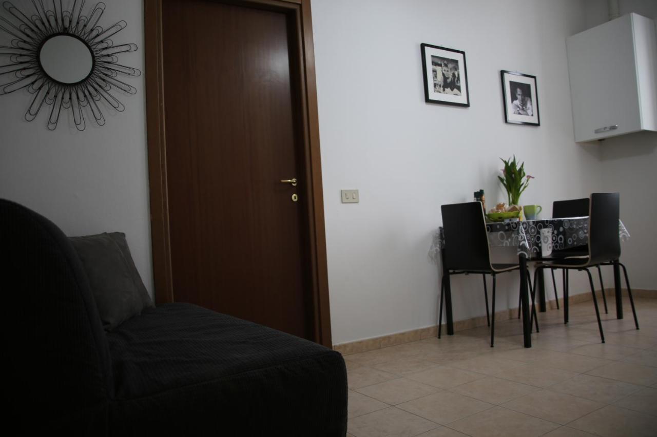 Home & Breakfast La Madonnina 013136-Cni-00001 Lurago dʼErba Exterior foto